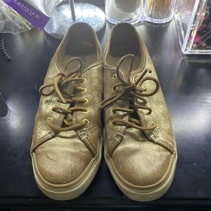 Gold Sperrys